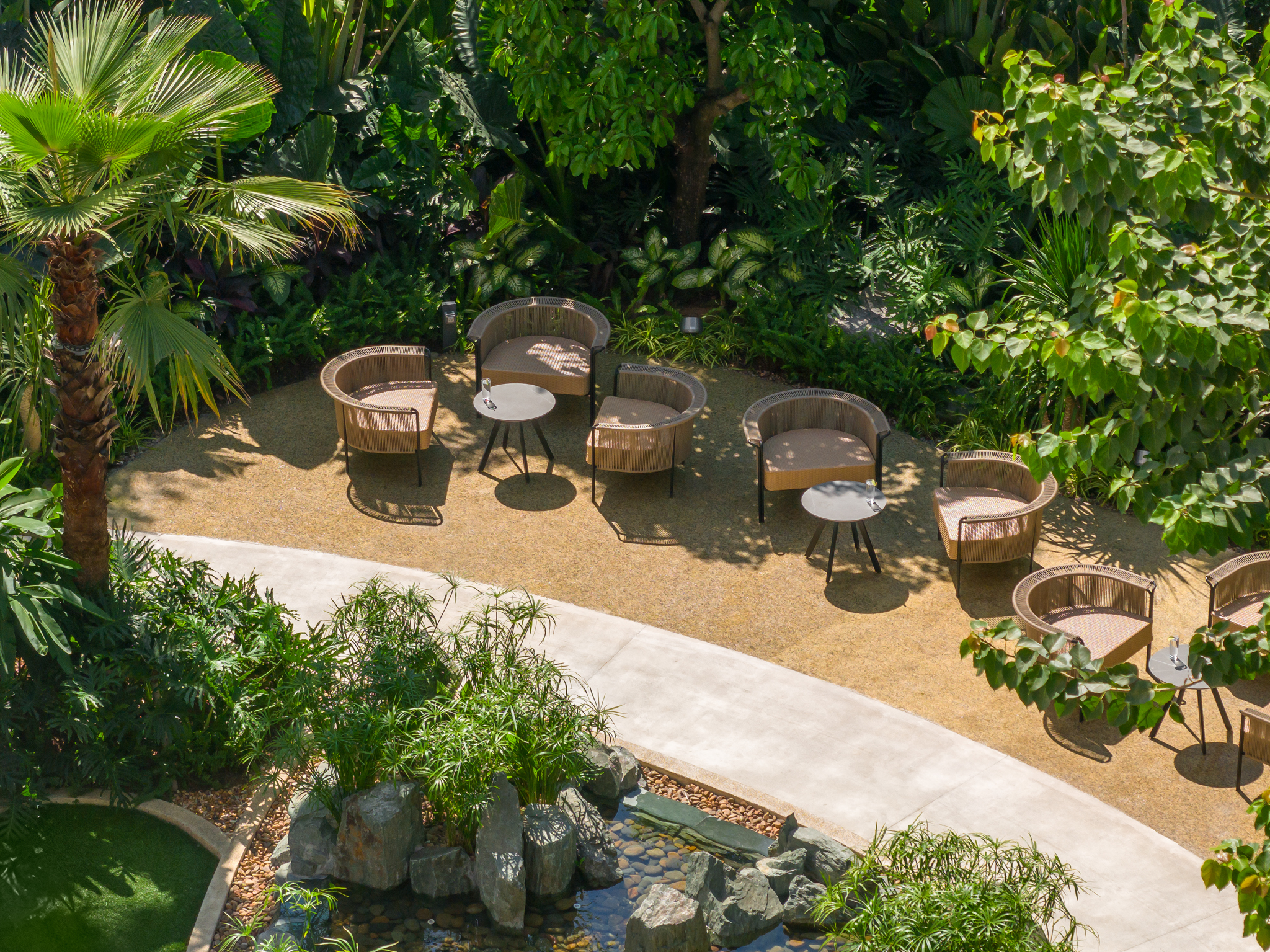 ガーデンエリア 