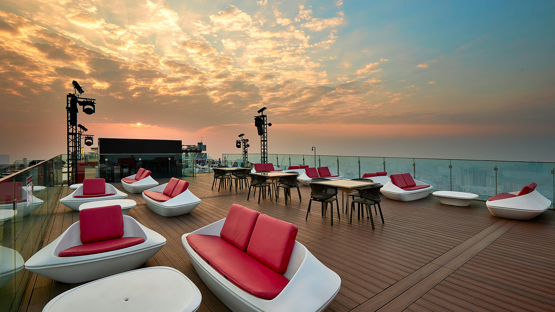 Top of Hanoiルーフトップバー