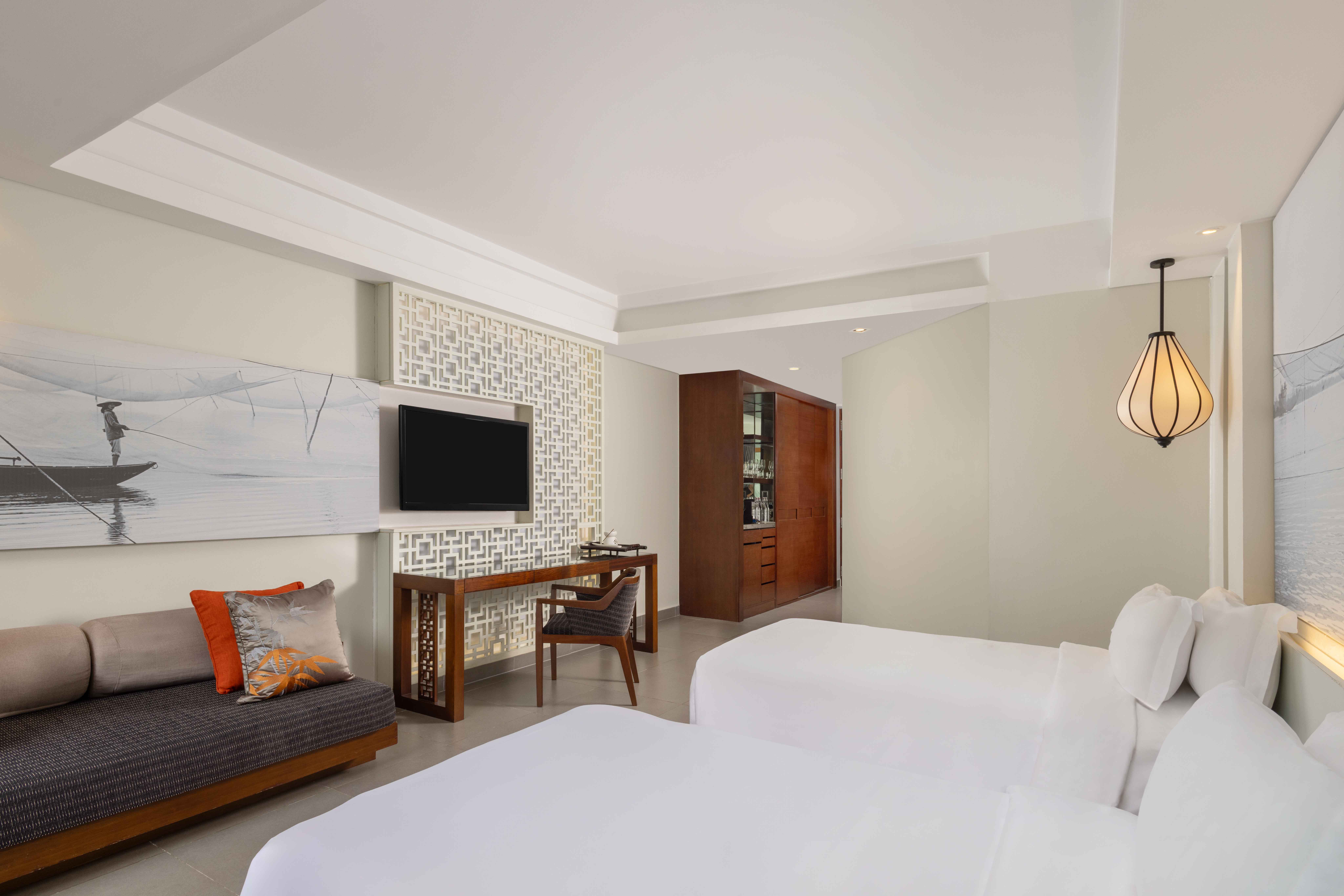 Garden Balcony Twin Grand - Bedroom (2)