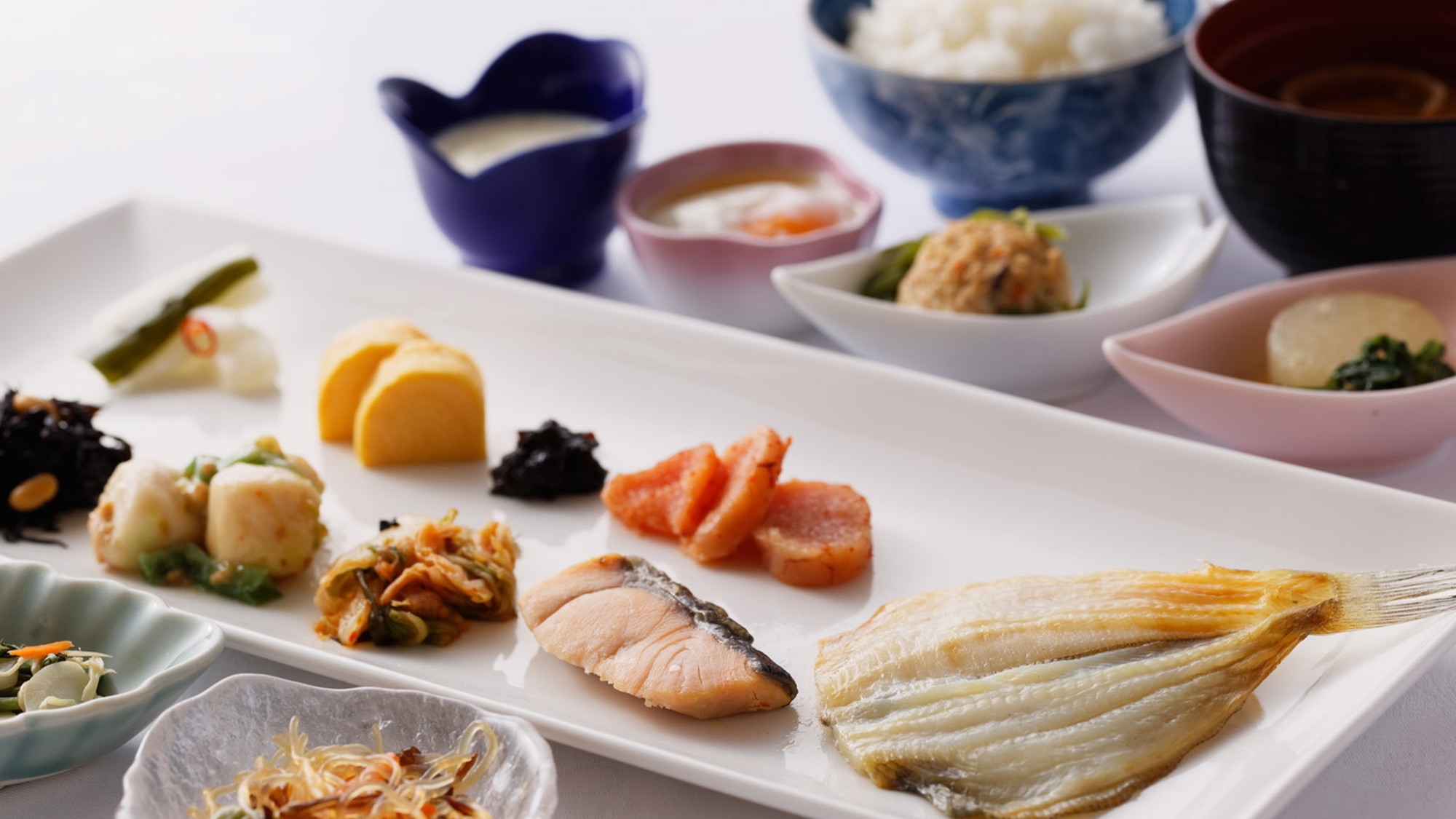 【素泊まり・事前決済】無料朝食特典付！まちなか温泉満喫プラン