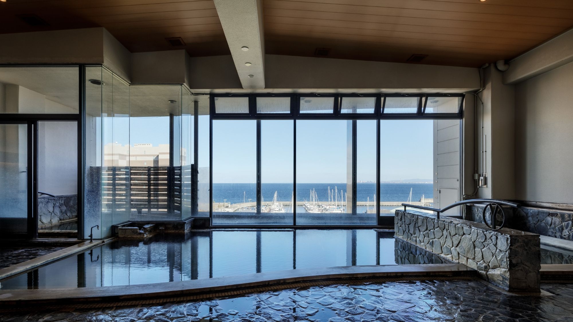 【年末年始限定】飲み放題付『お正月限定料理』をご用意！海の見える大浴場で日の出を見よう＜1泊2食付＞