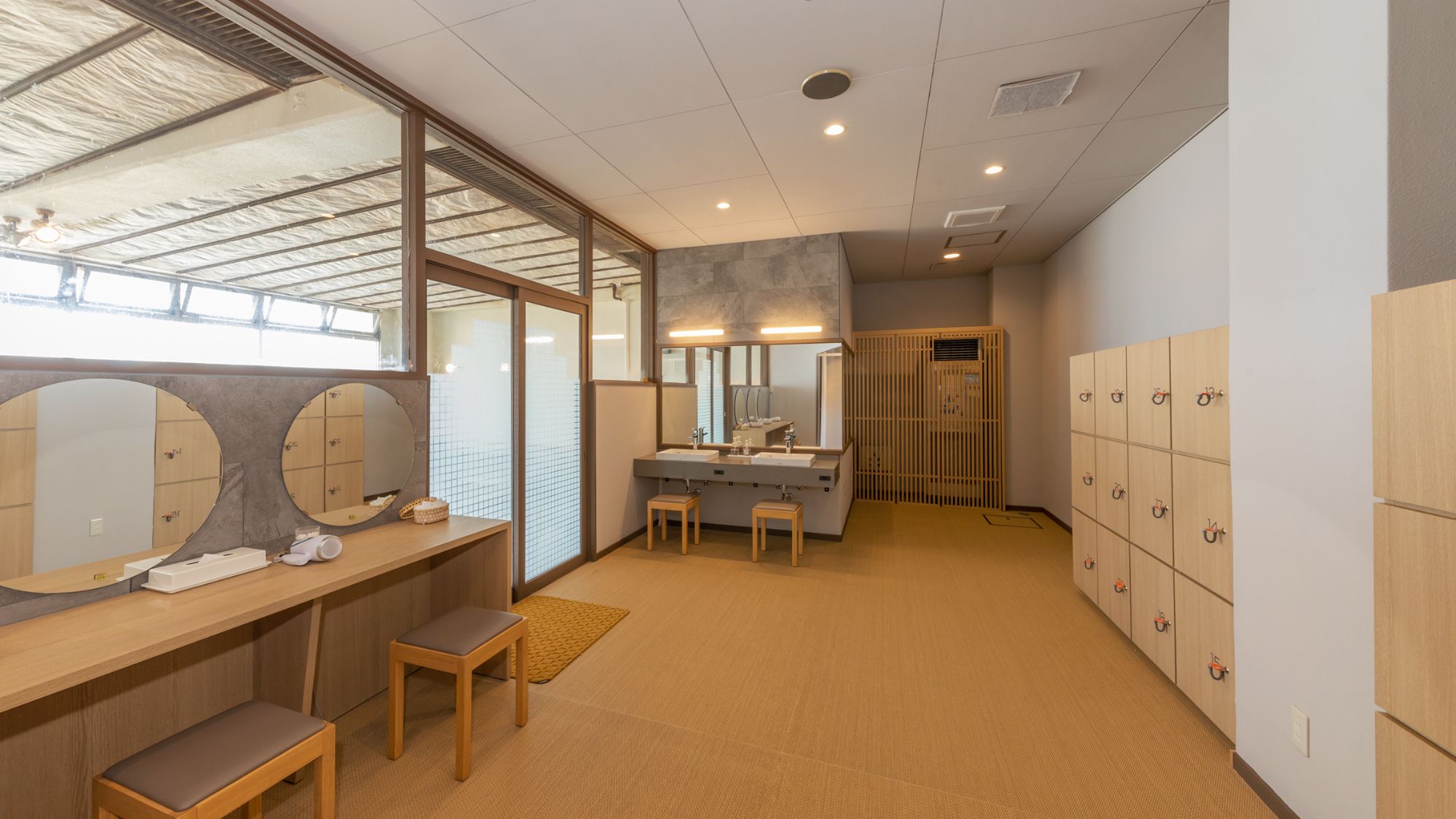 ◆二條泉｜脱衣室