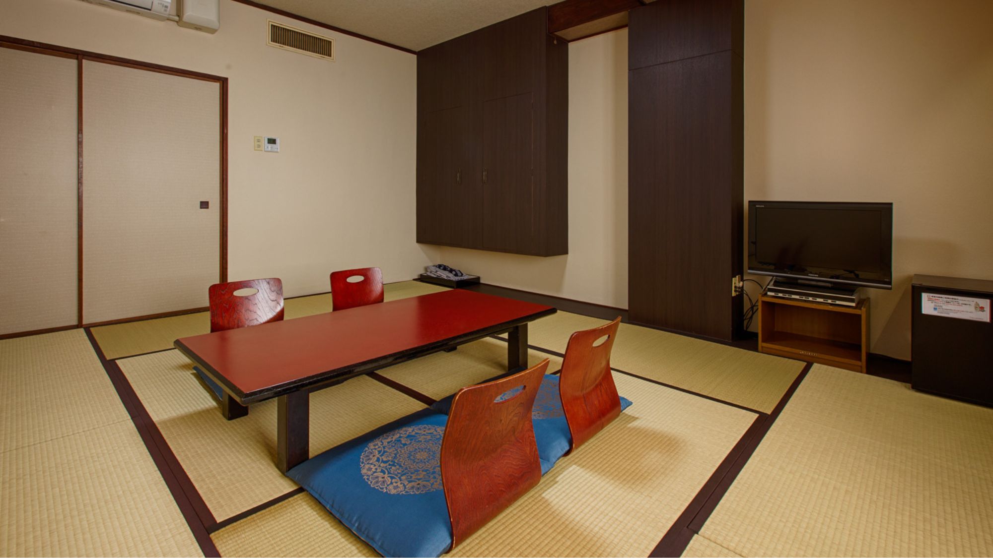 ◆和室アウトバス｜お風呂はないため、展望大浴場をご利用ください