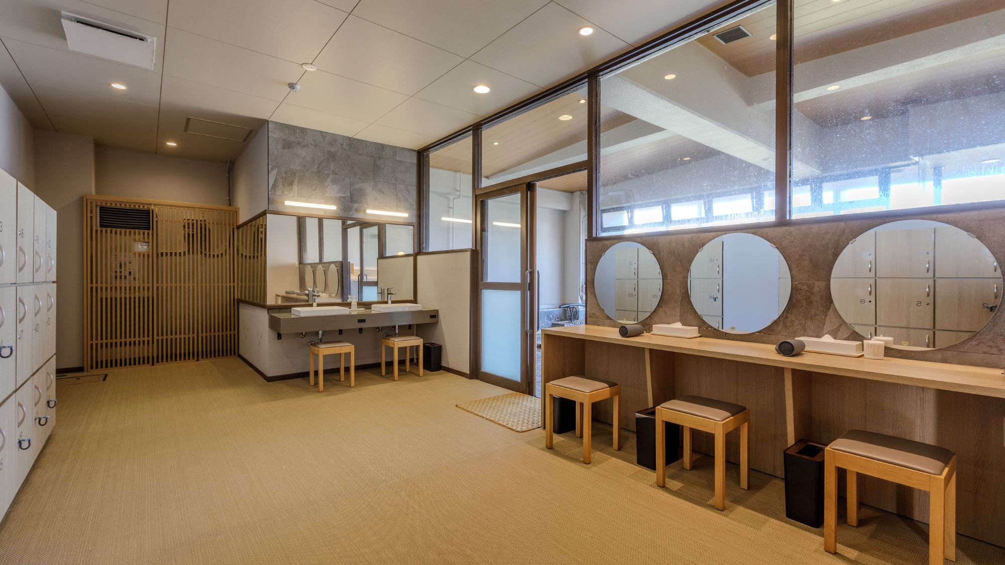 ◆二條泉｜脱衣室　　　　