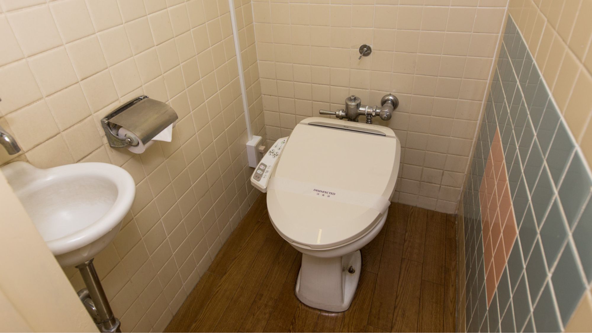 ◆和室アウトバス｜洗浄機能付きトイレ