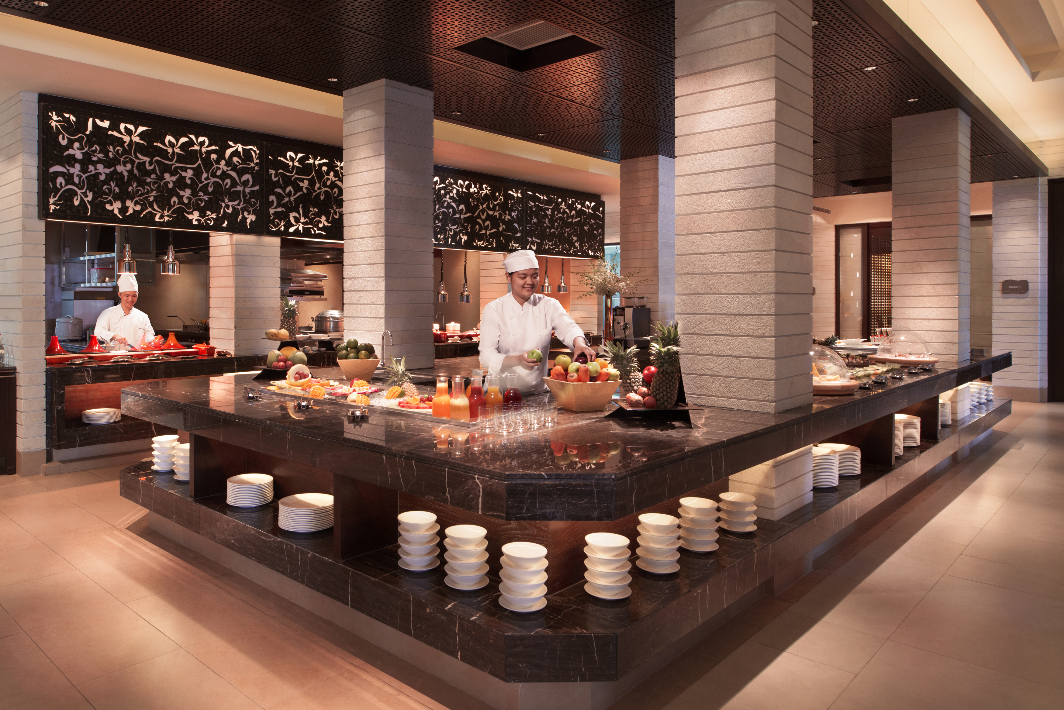 Banyan Tree Lang Co - The Water Court - Restaurant