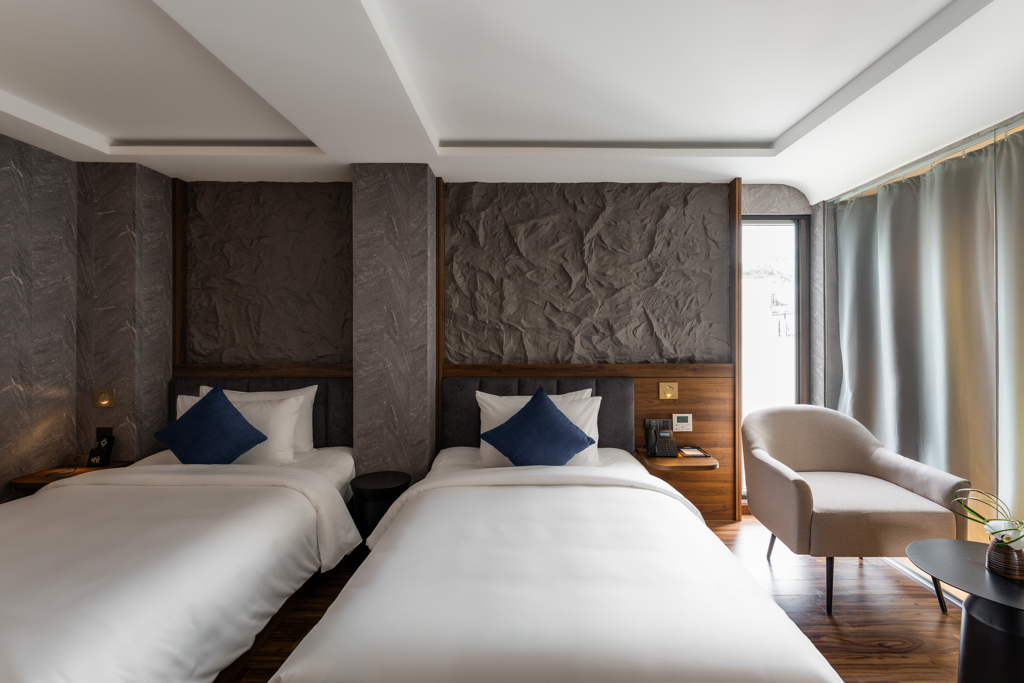 プレミアツイン