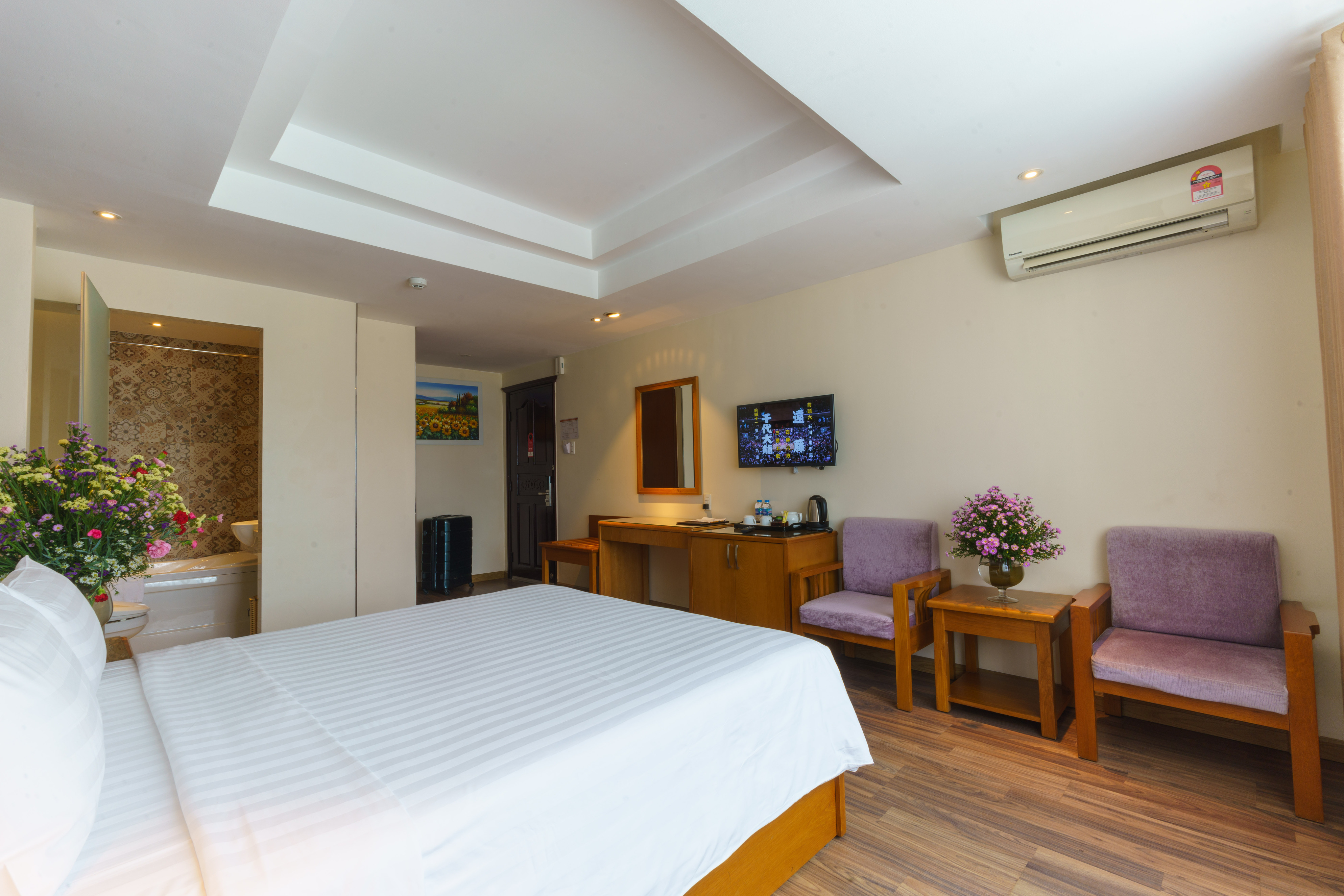 ラグジュアリー