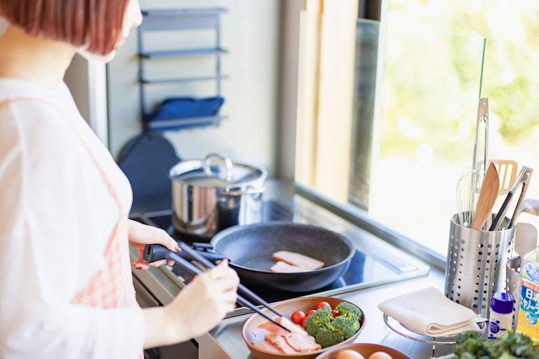 キッチン用品が充実。