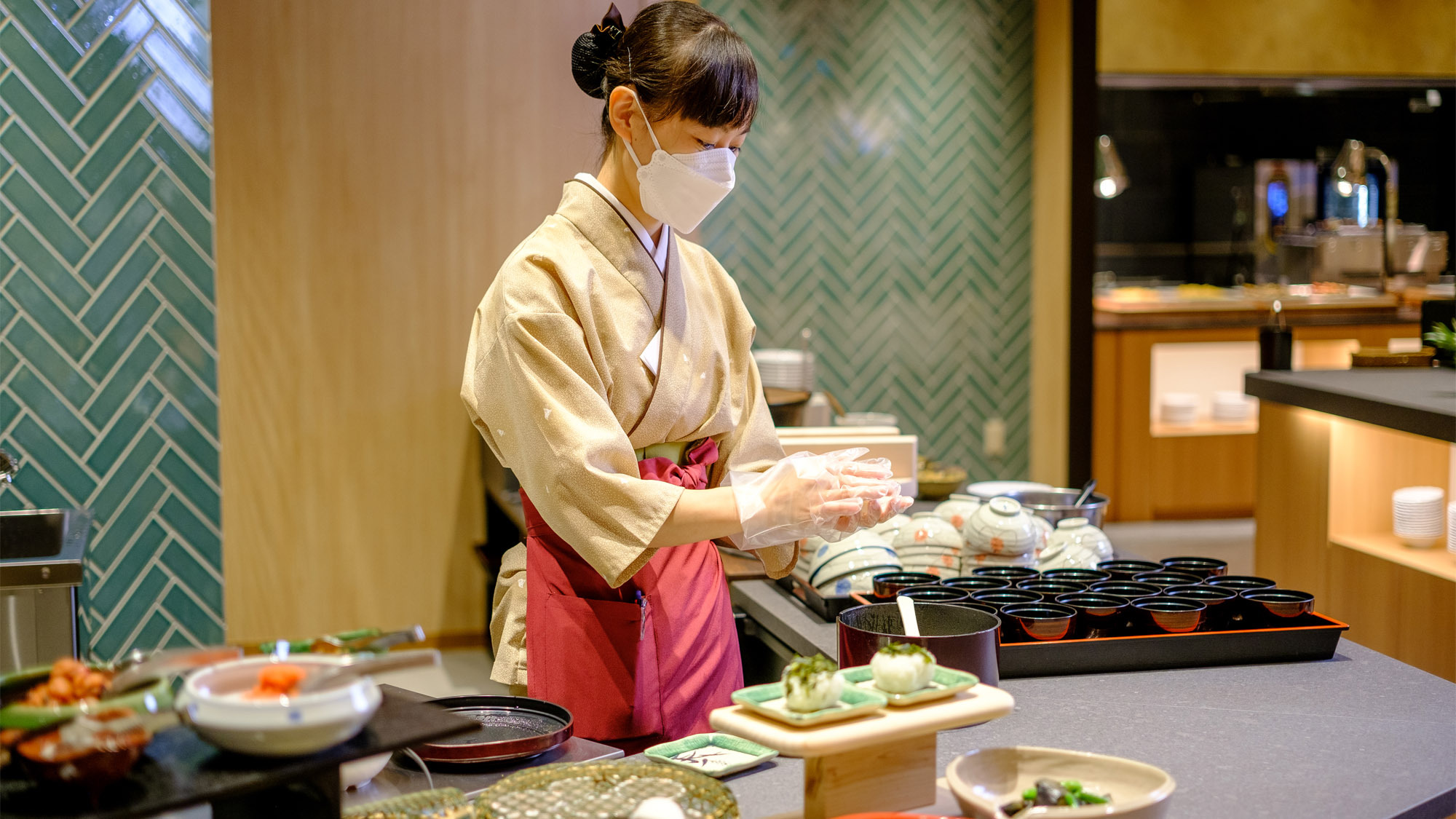 ≪六彩健美≫ライブキッチン＆結びたておにぎりetc.約50種の朝食ビュッフェ付♪【夕食無し】