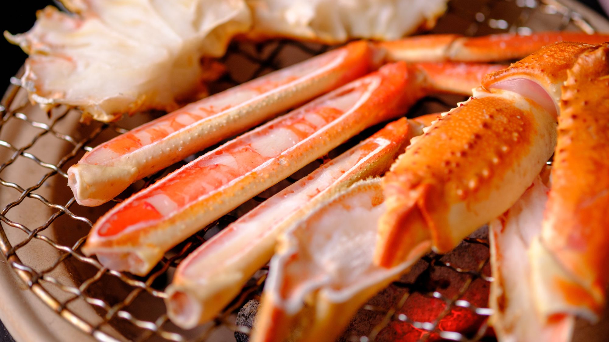 【焼きガニ】香ばしさと凝縮された旨味が魅力的な焼き蟹！