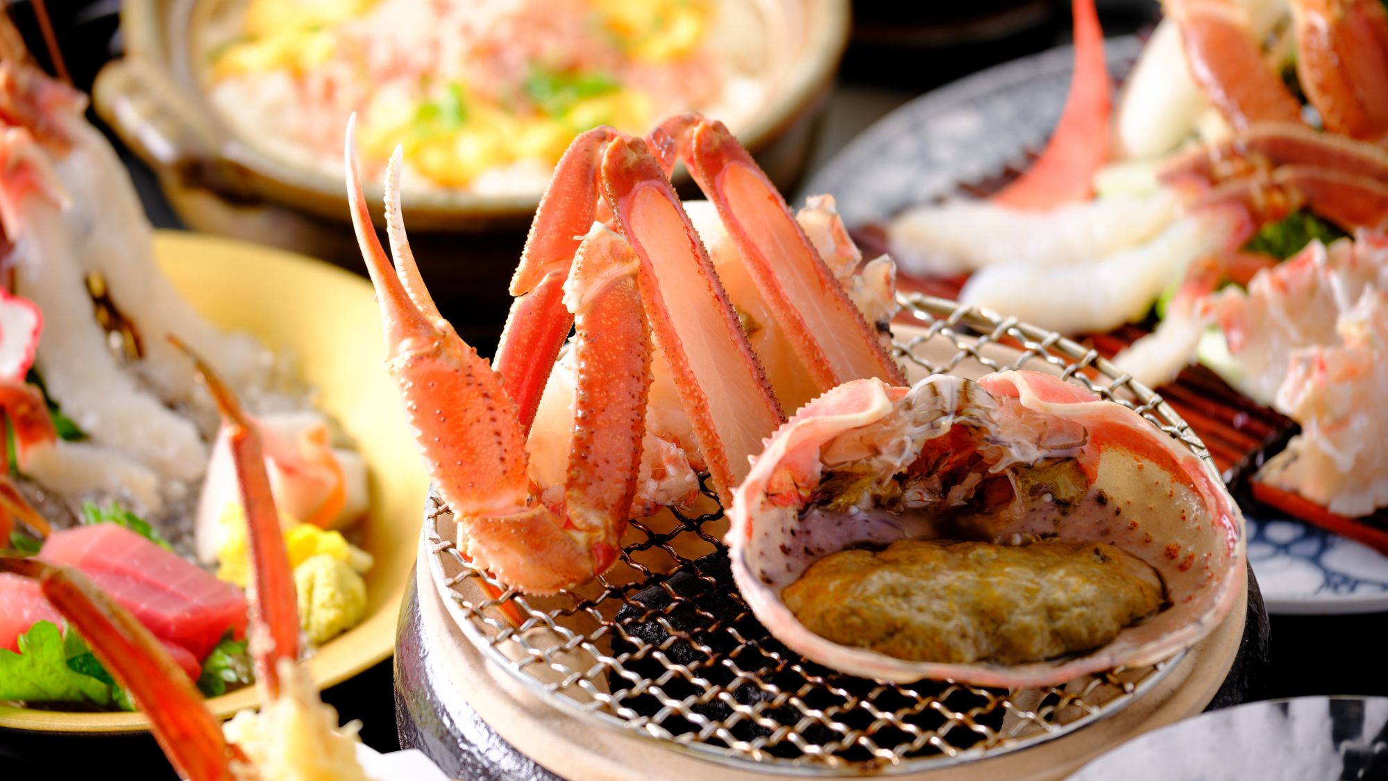 鳥取県産活松葉ガニ会席／例