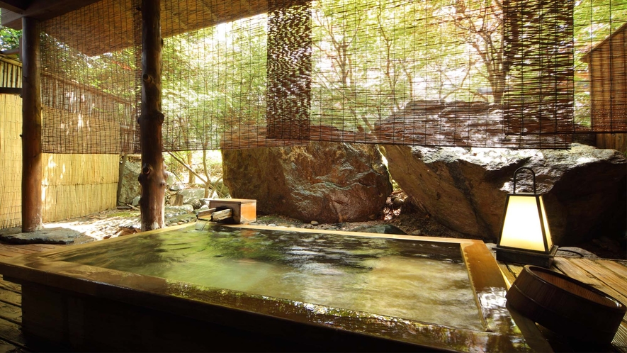 【玉湯楽】半露天の貸切風呂