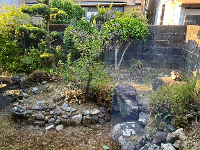 ・【庭】日本家屋を引き立たせる緑いっぱいの庭