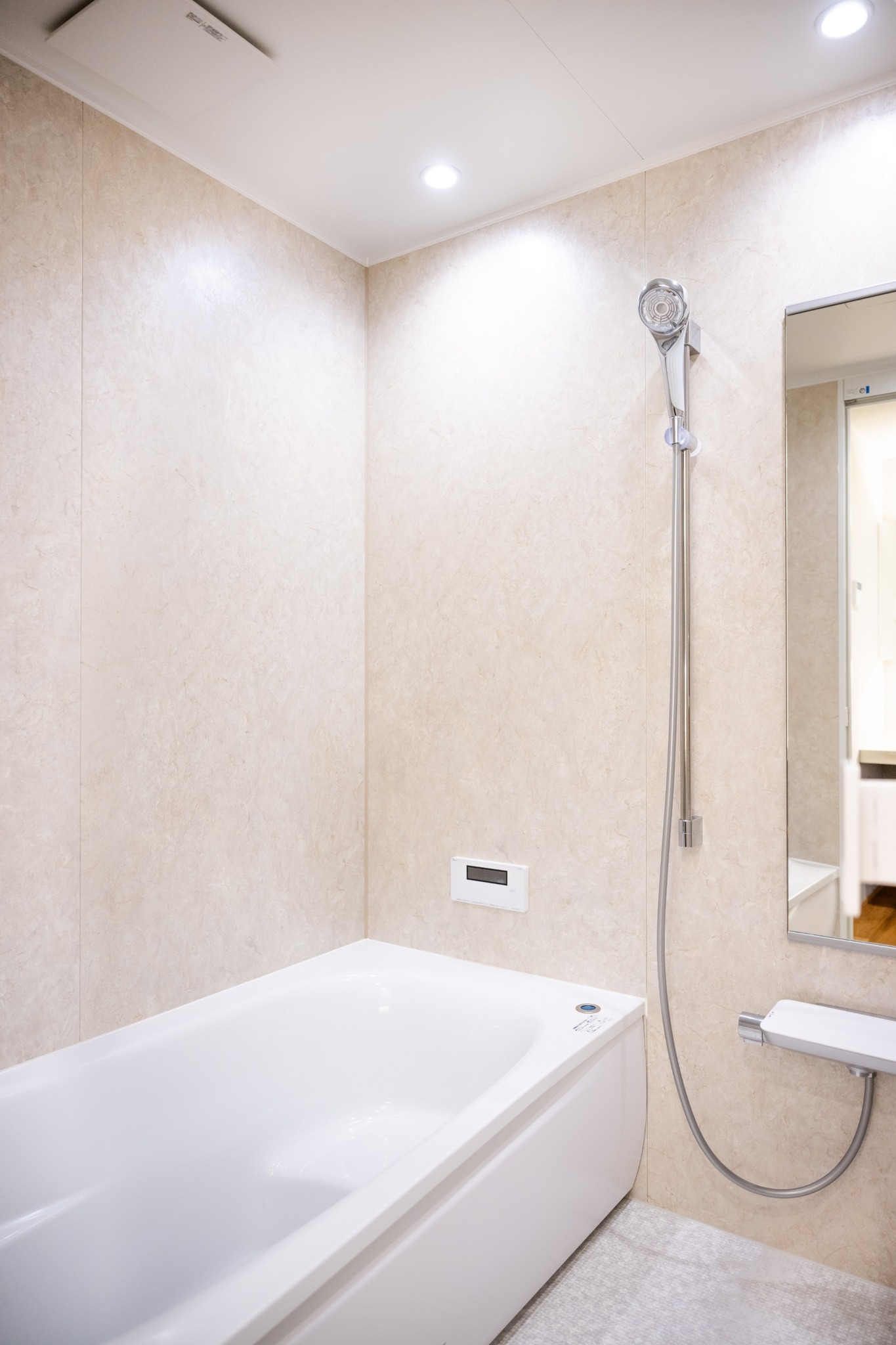 旅の疲れをしっかり癒せるバスルーム