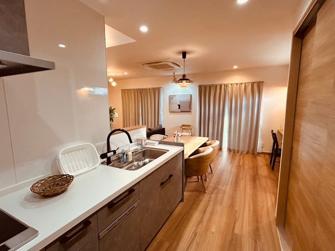 キッチン～ダイニング