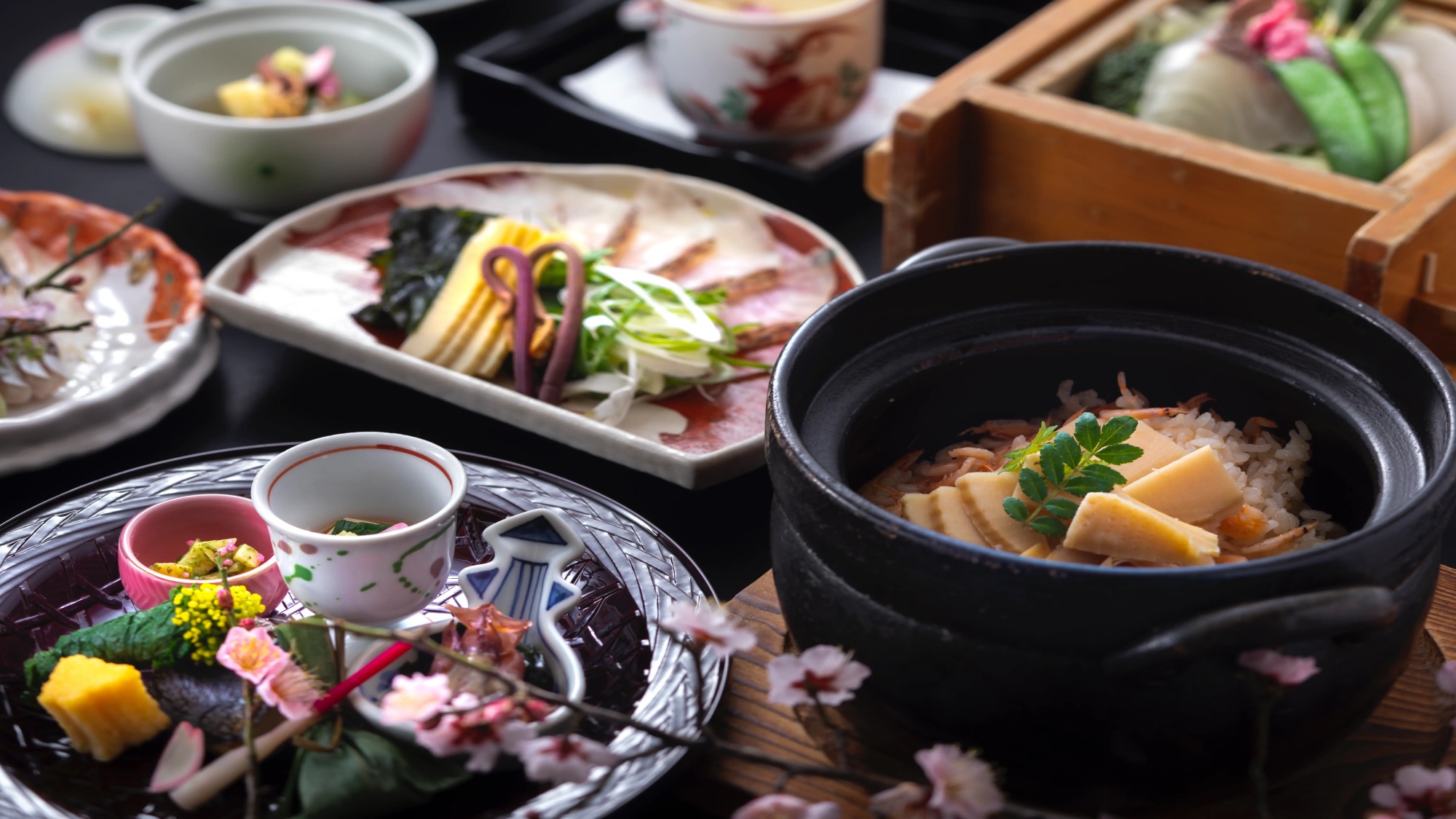 桜鯛と春野菜の『旬彩せいろ蒸し』春和み会席 （※料理写真はイメージです）