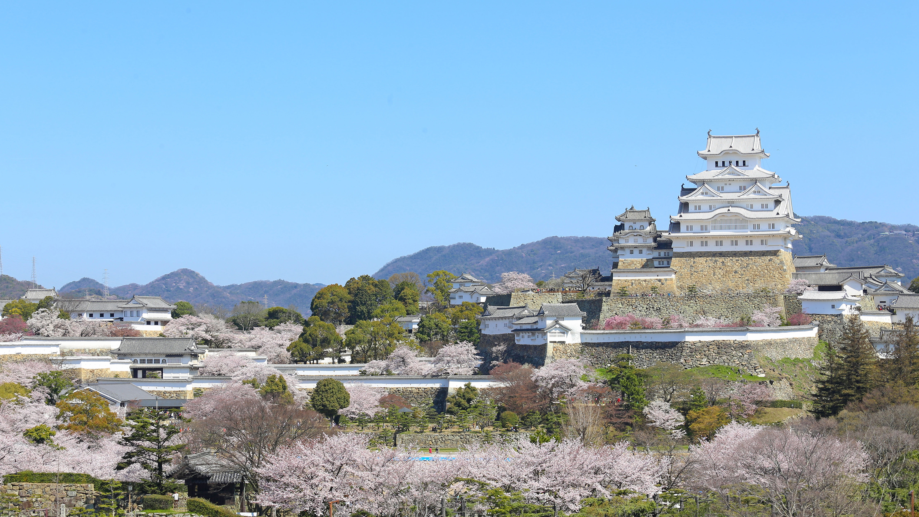  世界遺産『姫路城』から一番近い絶景温泉宿！当館からJRで35分、車で60分。