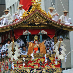 【祇園祭】7月の1か月間にわたり開催される、京都の伝統的なお祭りです♪