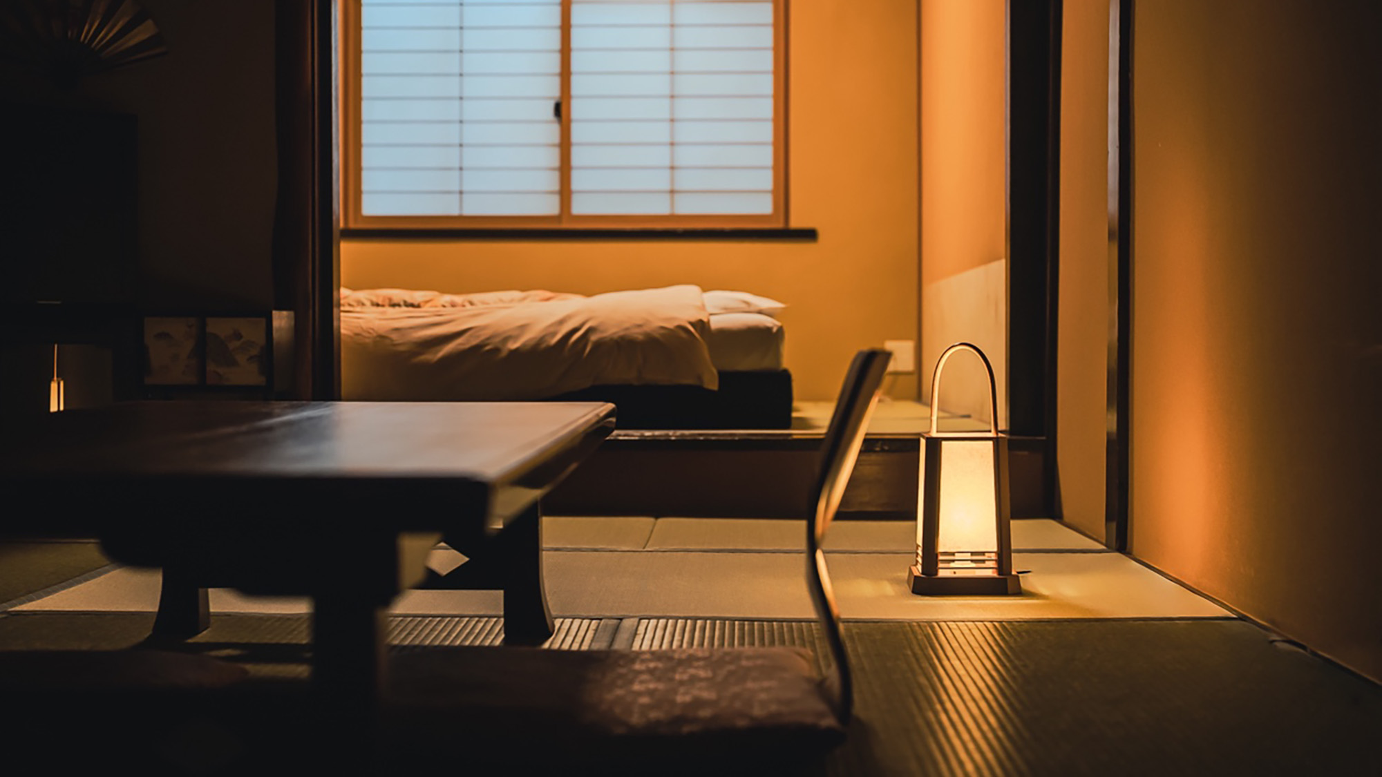 【スタンダード和室　バス付】　灯りのぬくもりに包まれて、穏やかな夜を。