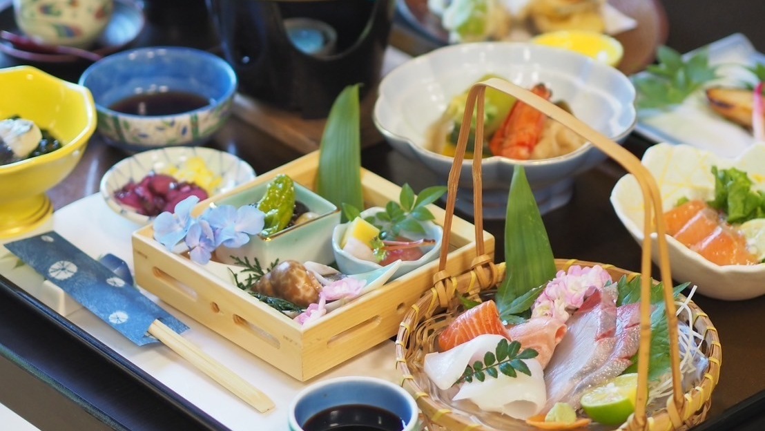 *【夕食一例】ちょっと贅沢に夕食グレードアップ「竹会席」