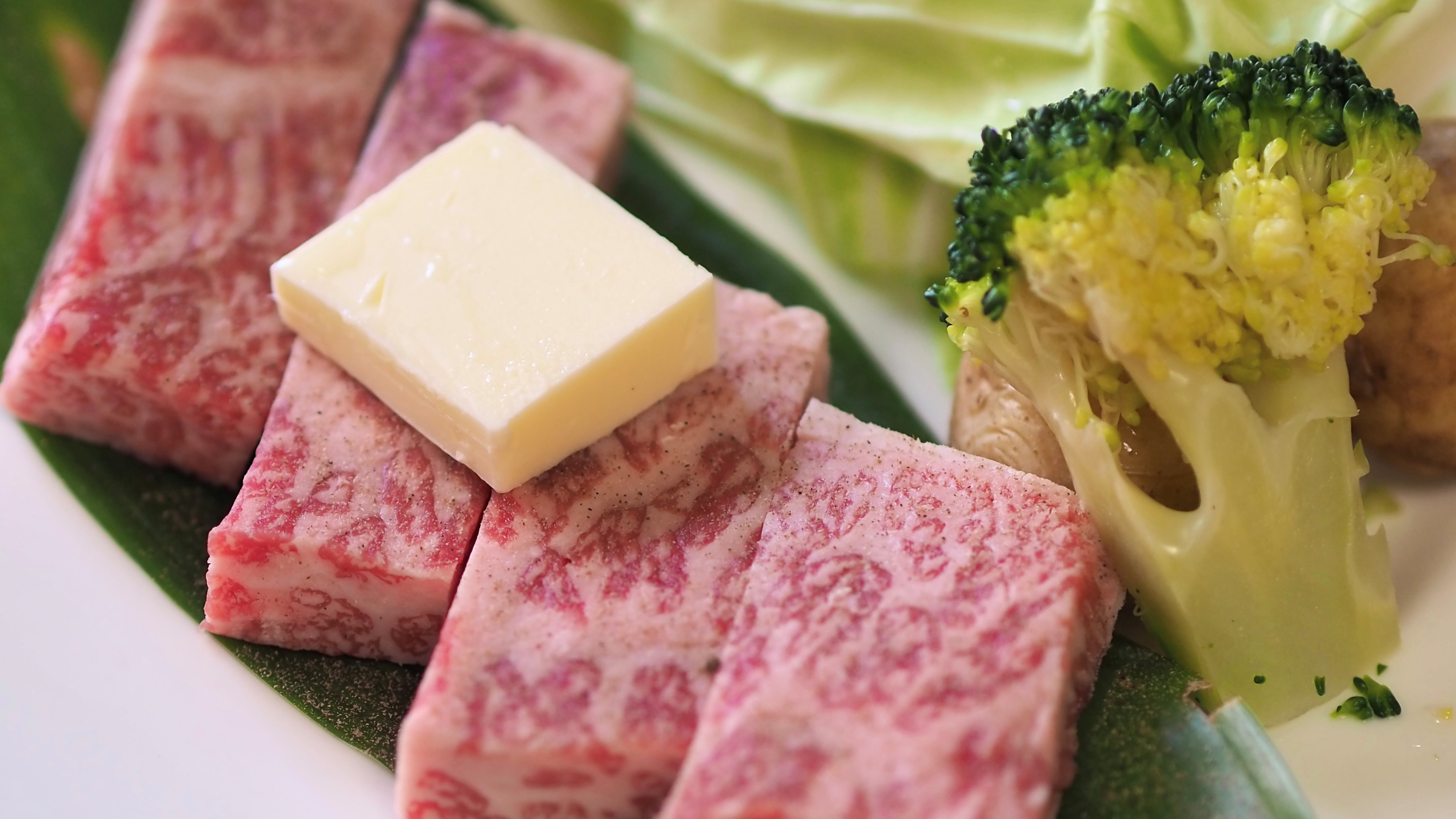 *【夕食一例】夢会席には上質でやわらかい牛ステーキをご提供します