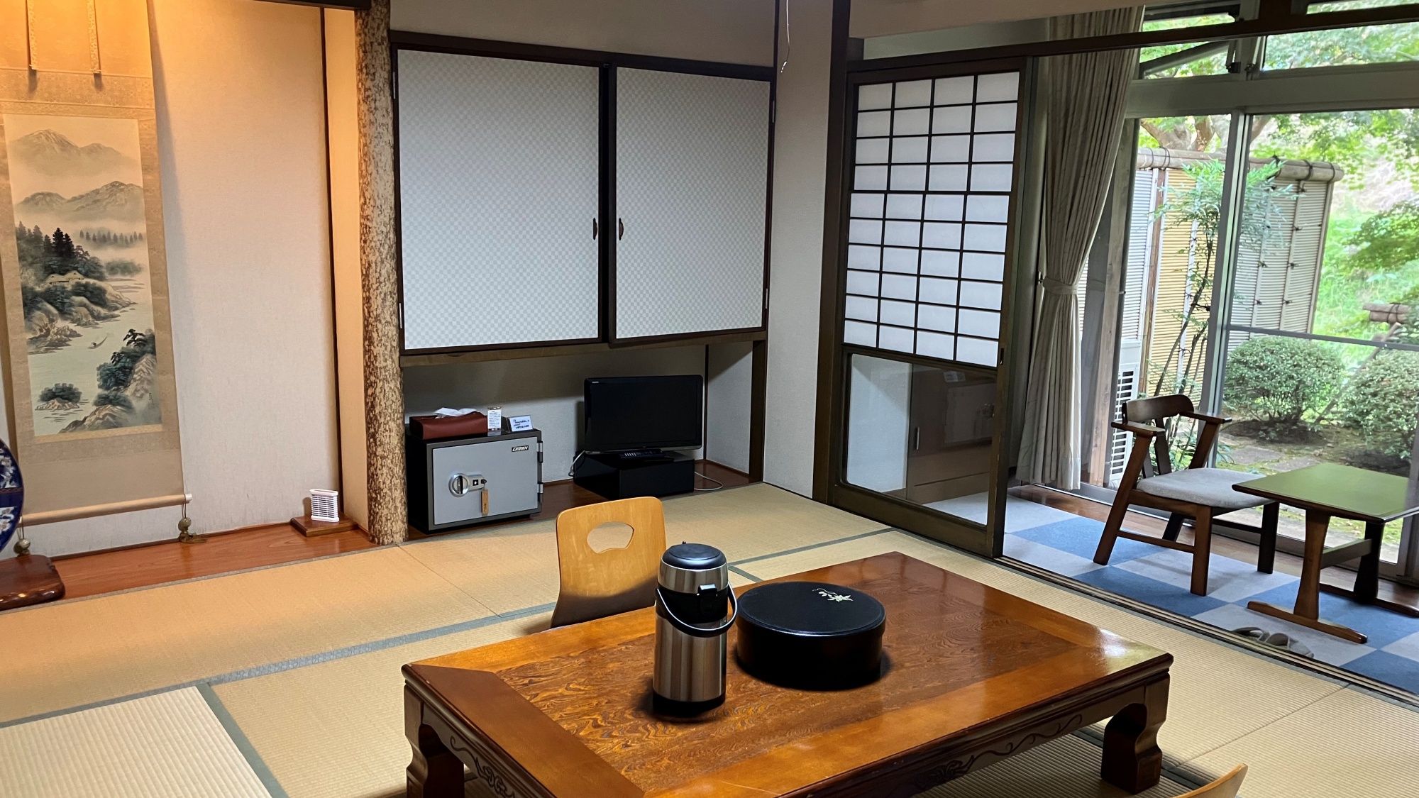 *【客室一例】和室10畳/数寄屋造りの美が映える静かな空間