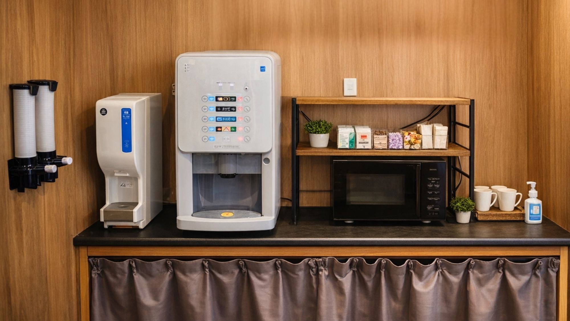 ２４時間無料ドリンクコーナー