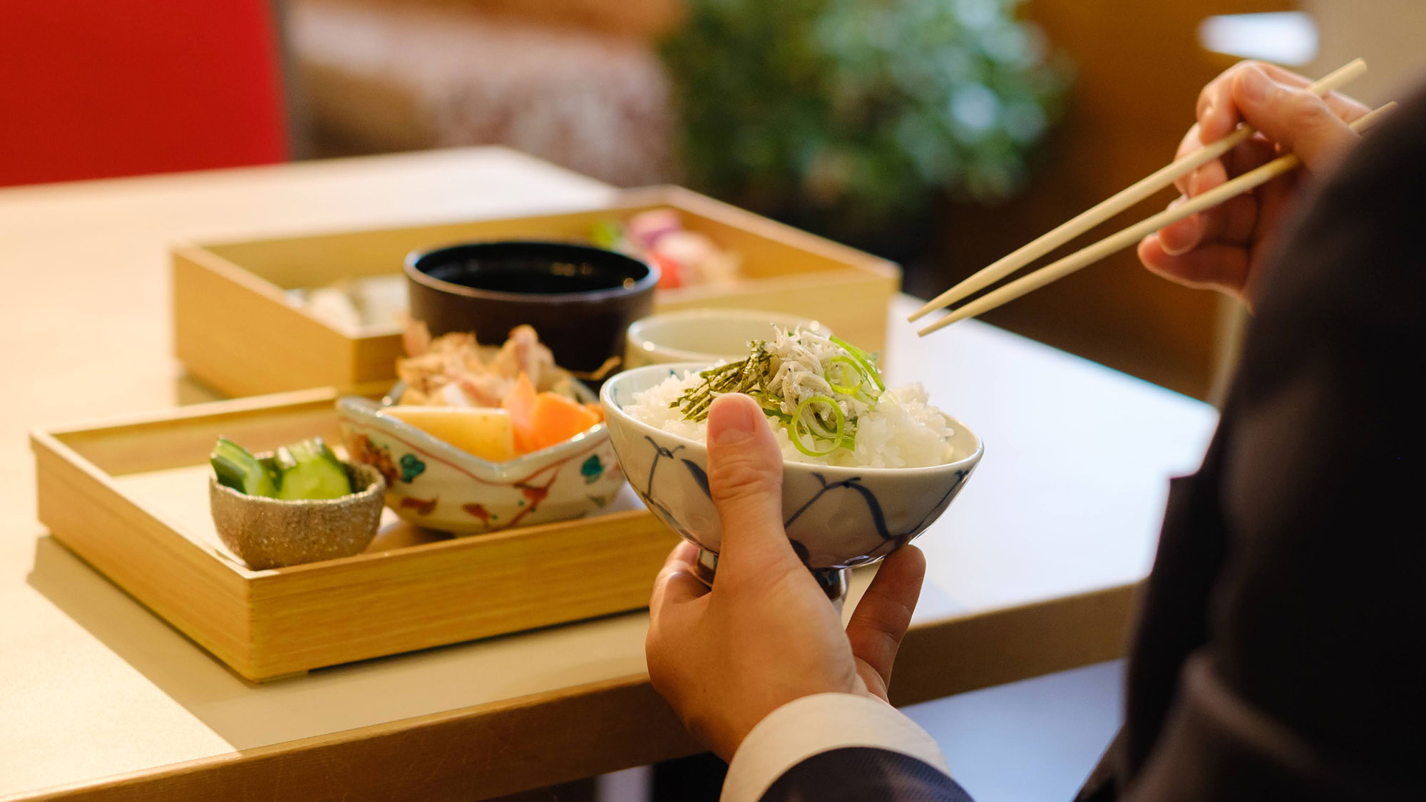 【朝食】東館1Fレストラン「RAF LOUNGE」にて「愛媛の恵み朝御膳」！