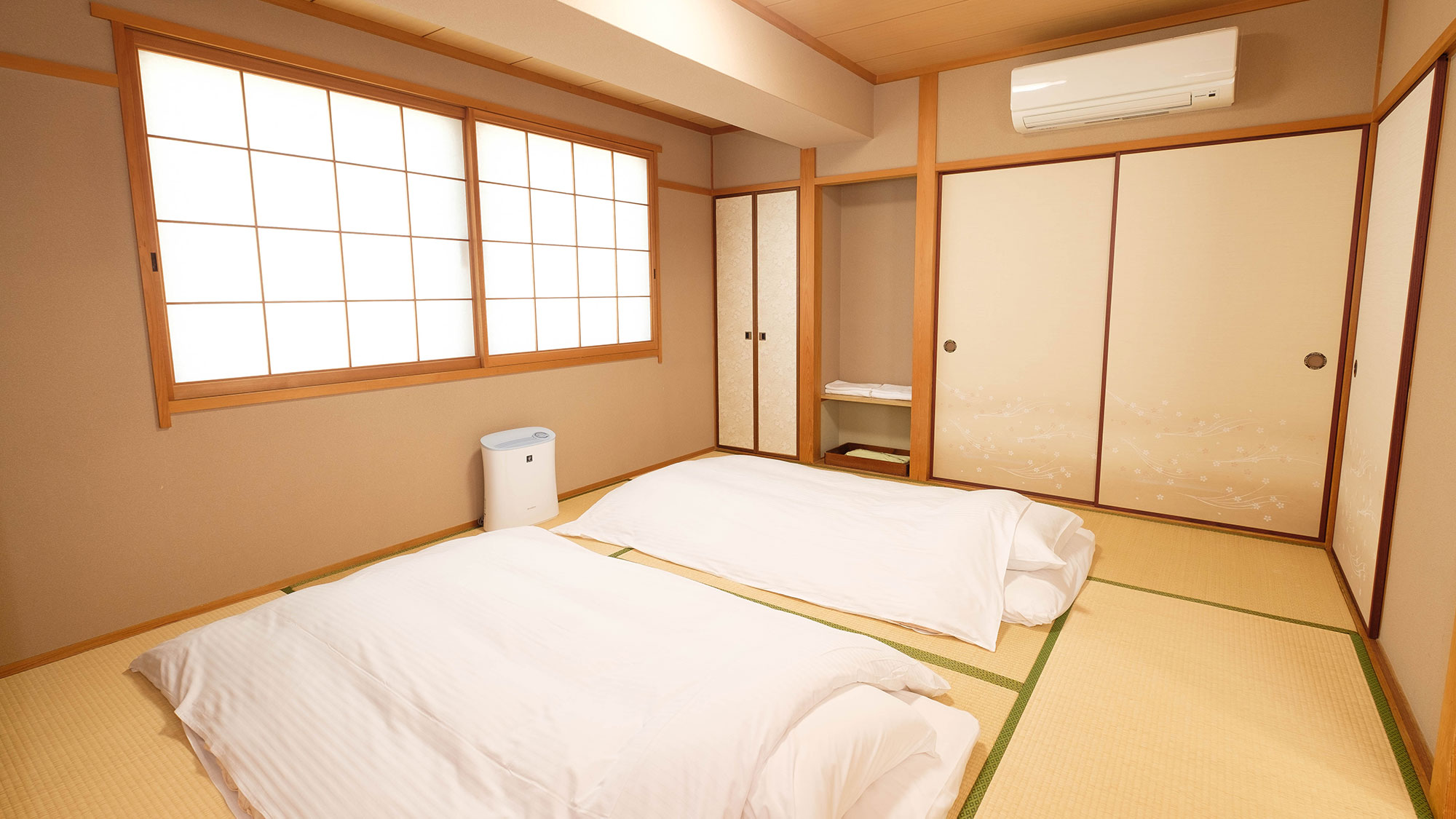 【和室】定員5名様まで／西館／角部屋
