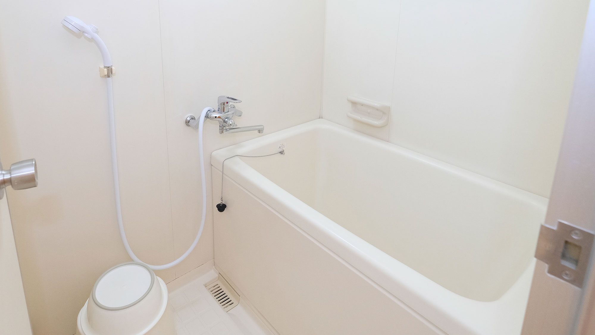 【和室】【洗い場付きお風呂・お風呂とトイレは別々です】定員大人５名様／角部屋／西館