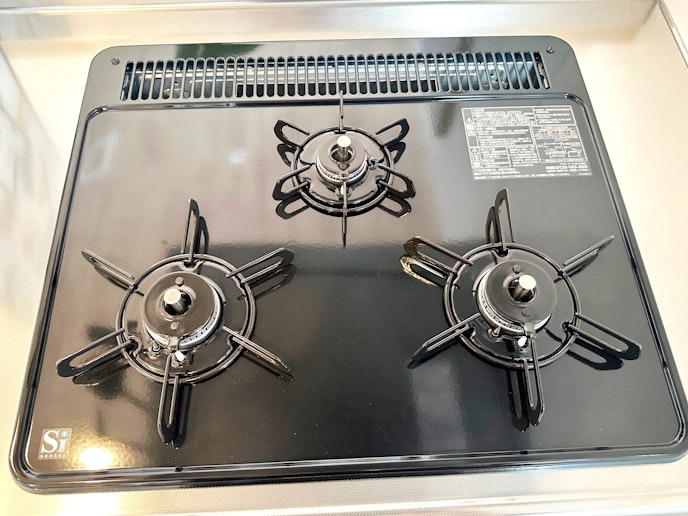 ガス口は３つあり複数のお食事を作ることができます。