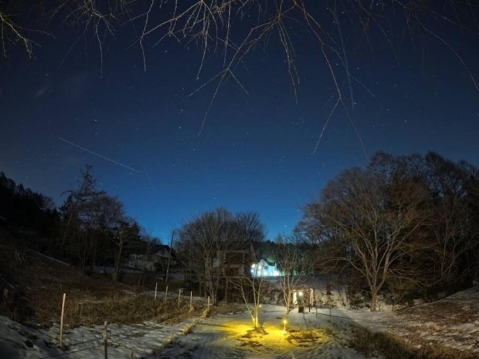 星空と道の風景