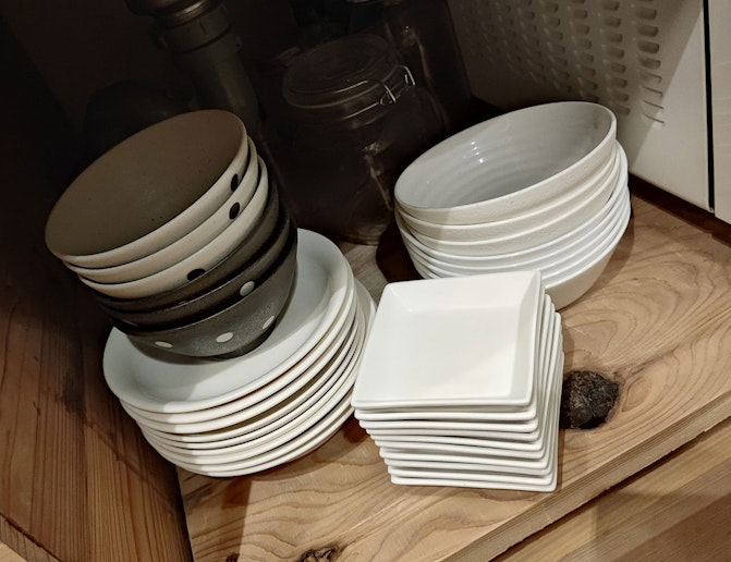 準備させていただいている食器類です