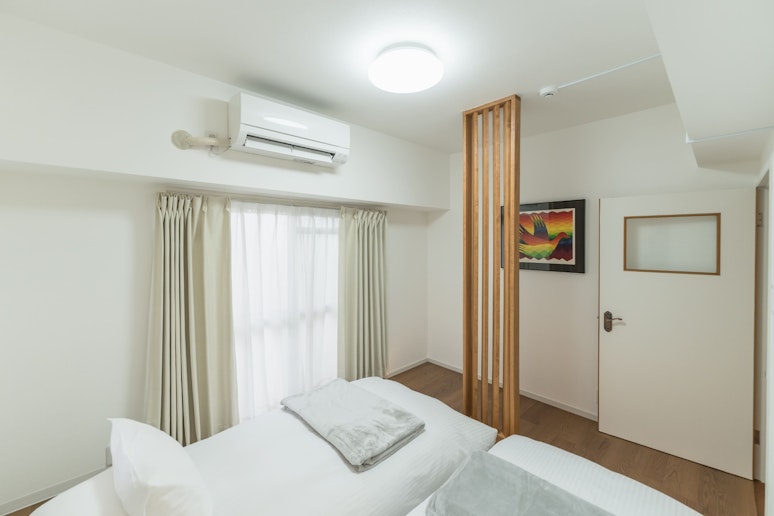 寝室3　シングルベッド2台