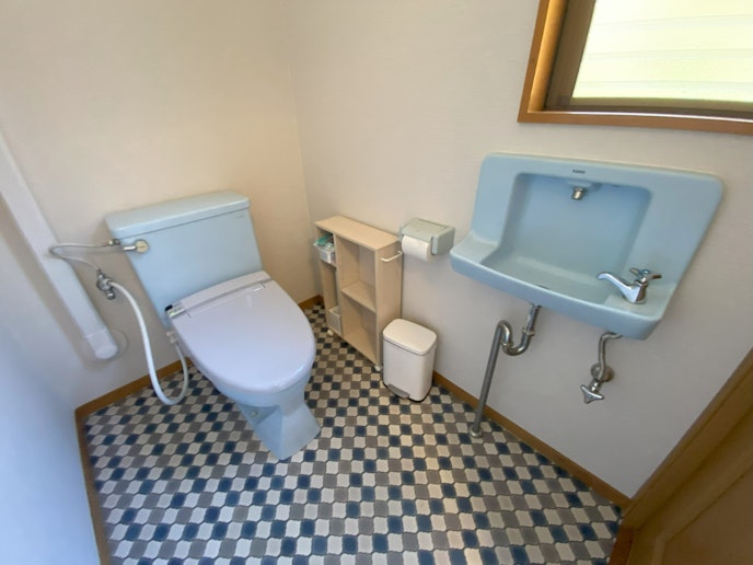 こちらのトイレはスペースが広く作られております