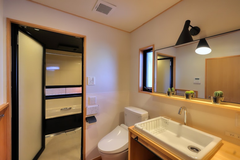 洗面脱衣室/トイレもございます