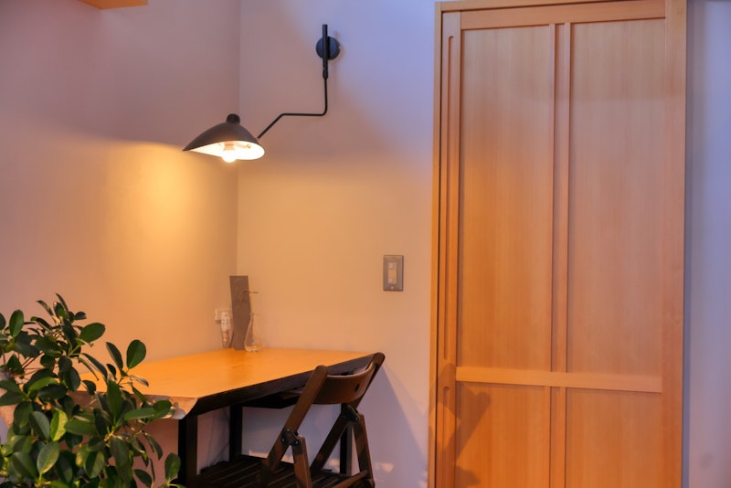 ワークスペース/リビングルームの一角にあります