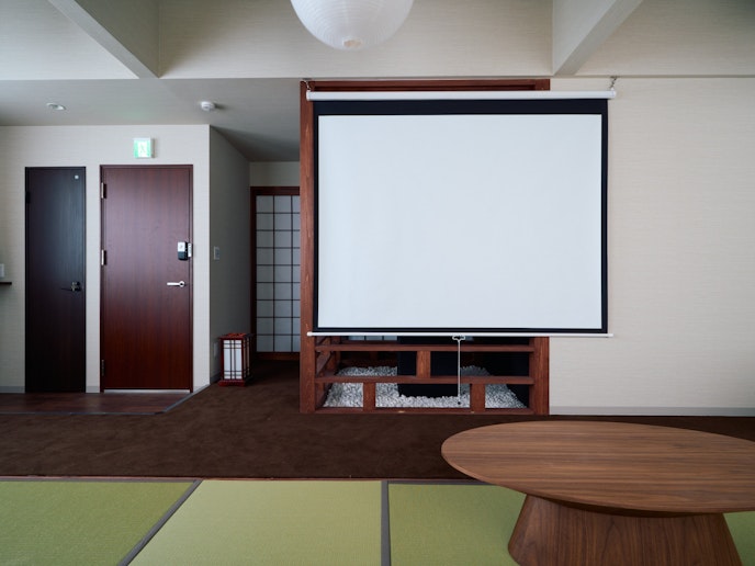 リビングルームとプロジェクター