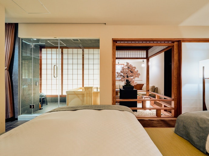 寝室2とバスルーム1