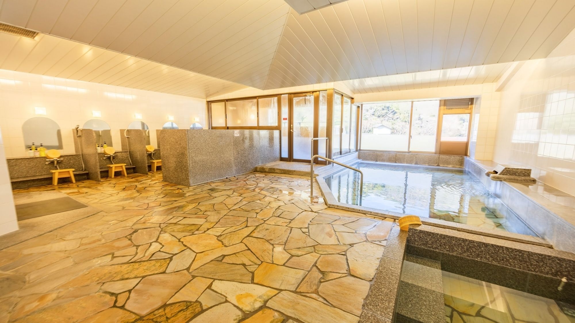 【冬の味覚を味わう】生ずわい蟹のカニしゃぶ 1泊2食付創作和食プラン