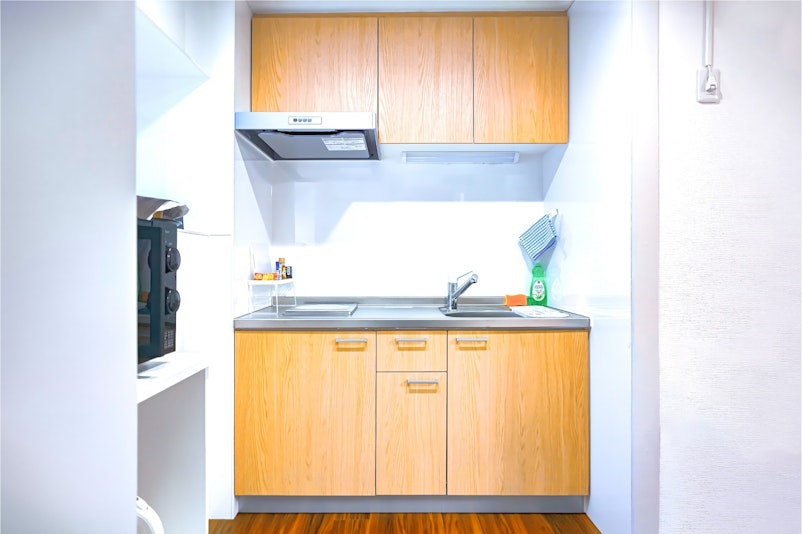 弥生旅館（YayoiHotel）のキッチンには、IHクッキングヒーターを完備しており、安心かつ...