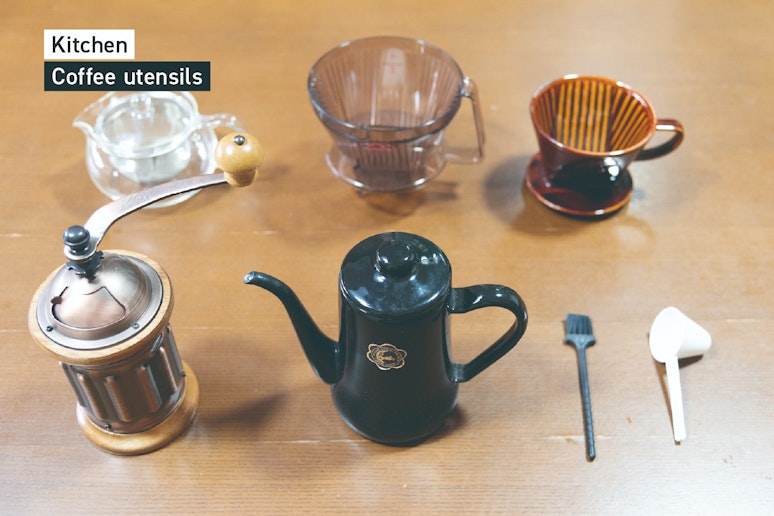 キッチン16（ティーポット、コーヒーミル、コーヒーポット、ドリッパー））