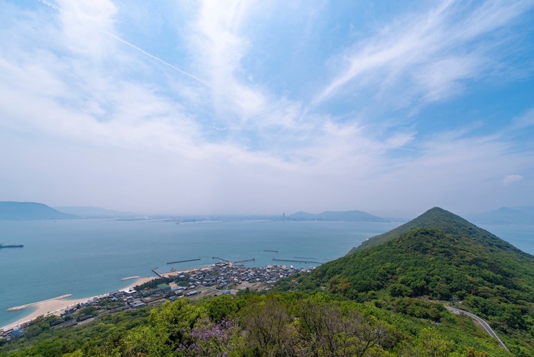 鷲ヶ峰から瀬戸内海を望む