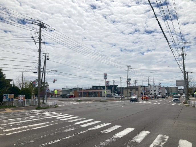 セブンイレブン富岡2丁目店徒歩2分