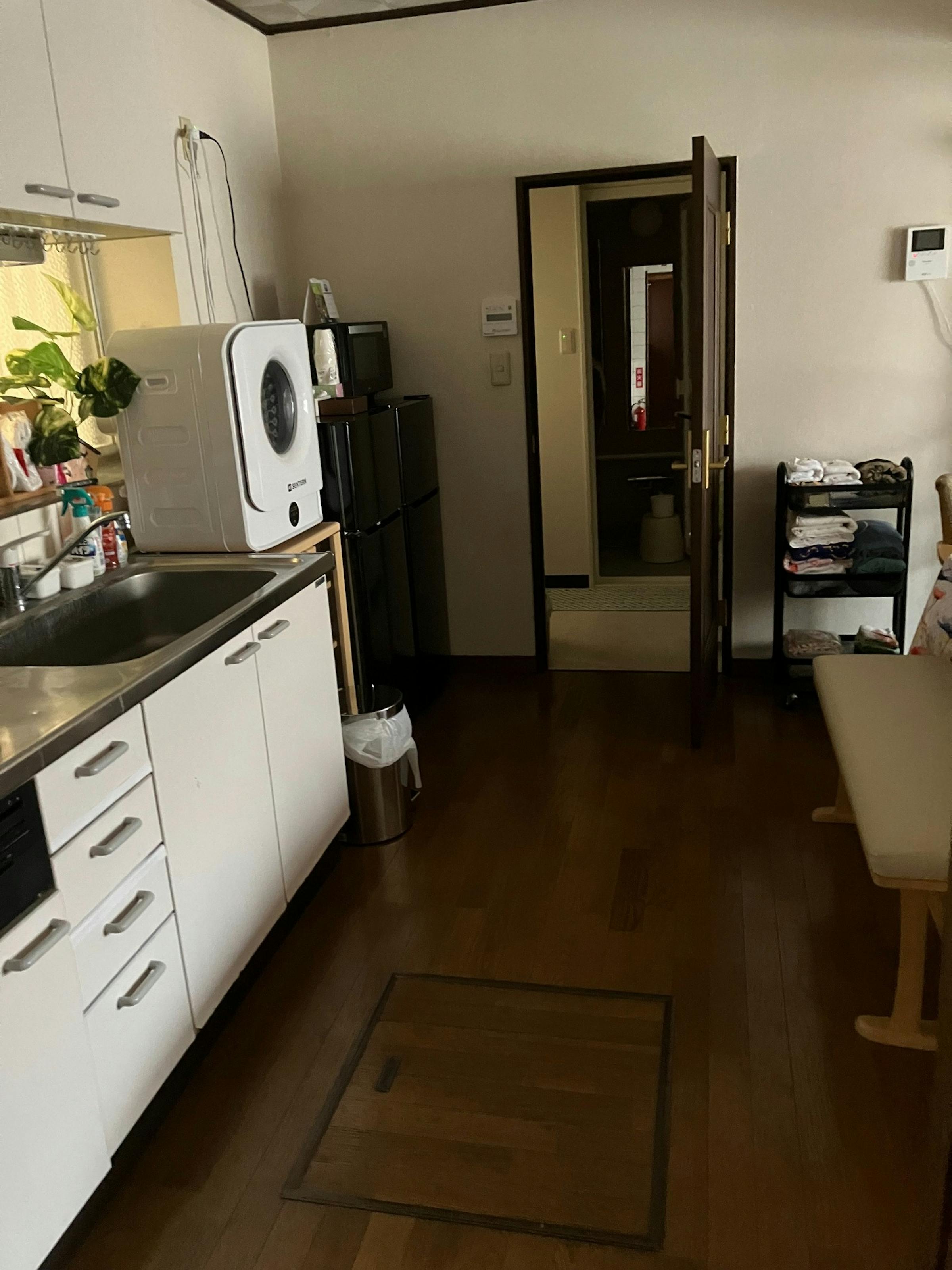 キッチンから風呂場へ