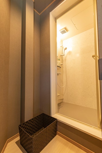 シャワールーム