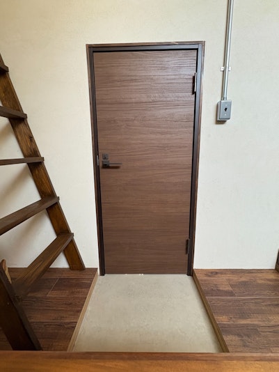 お部屋の入口内側
