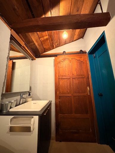 バスルーム・低温サウナ入口