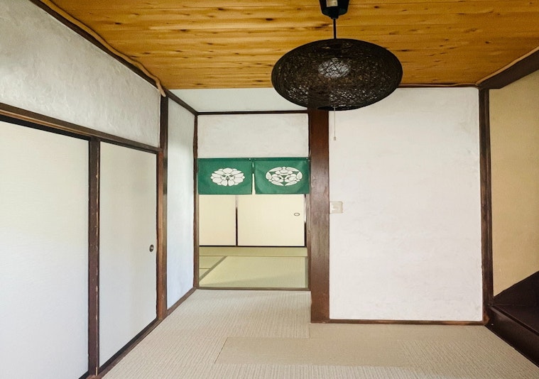 2階へと続くスペースの写真です。